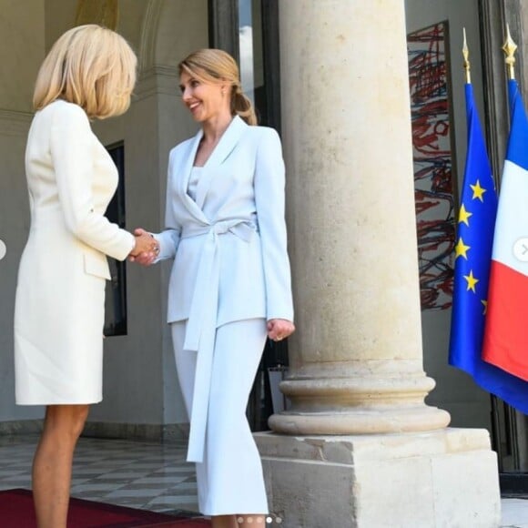 Brigitte Macron a reçu la première dame ukrainienne Olena Zelenska au palais de l'Elysée, à Paris, le 17 juin 2019.