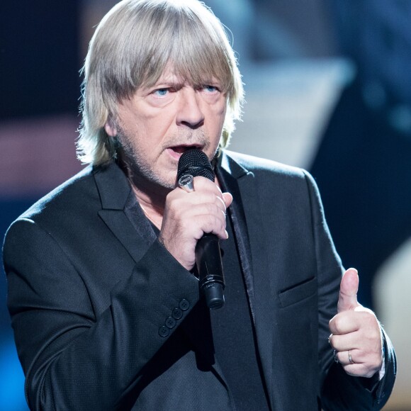Exclusif - Le chanteur Renaud (Renaud Séchan) - Tournage de l'émission "Merci Renaud" dans les studios de la Plaine Saint-Denis le 15 novembre 2016, qui sera diffusée le samedi 17 décembre 2016 en prime time sur France 2. © Cyril Moreau / Bestimage