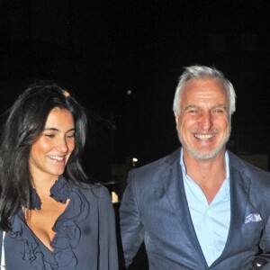 Exclusif - David Ginola et sa compagne Maeva Denat quittent le restaurant Chiltern Firehouse à Londres le 10 novembre 2018.