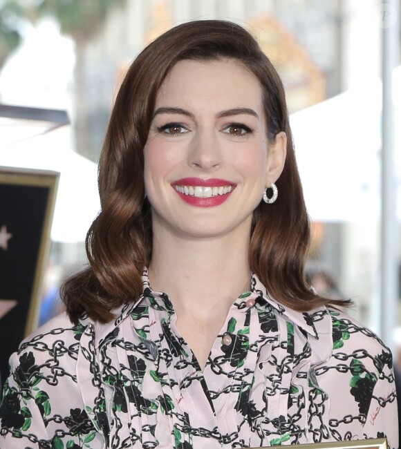 Anne Hathaway - Anne Hathaway reçoit son étoile sur le Walk Of Fame dans le quartier de Hollywood à Los Angeles, le 9 mai 2019