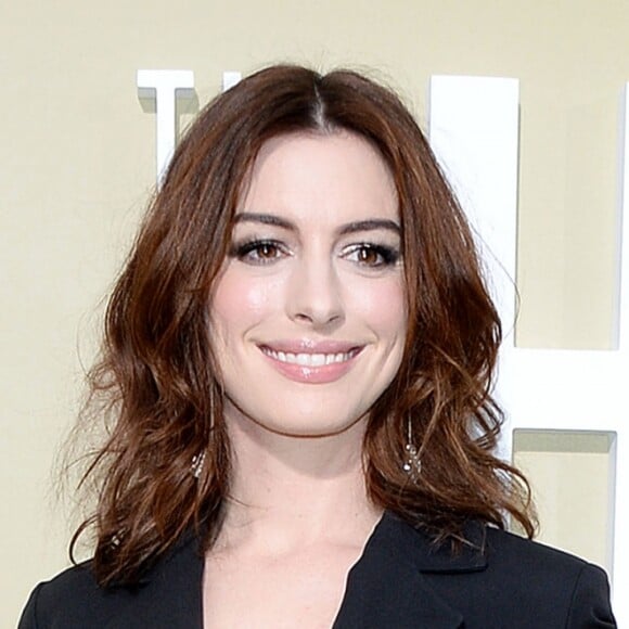 Anne Hathaway à la première de "The Hustle" au ArcLight Cinema Dome à Los Angeles, le 8 mai 2019.