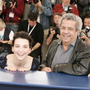 Michael Haneke, Juliette Binoche et Maurice Bénichou présentent "Caché" de Michael Haneke au Festival de Cannes le 14 mai 2005.