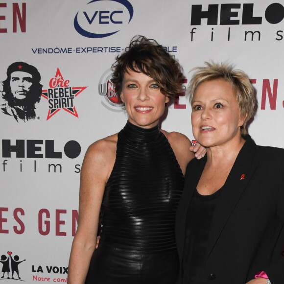 Anne Le Nen et sa compagne Muriel Robin - Avant-première du film "Des gens bien" au cinéma Gaumont-Opéra à Paris le 2 avril 2019. © Coadic Guirec/Bestimage