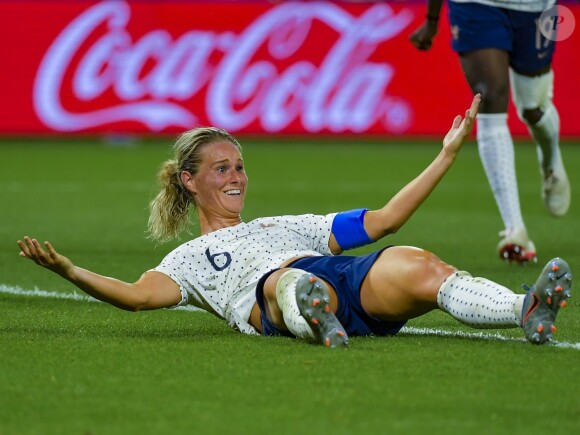 Joie sur le but d'Amandine Henry lors de la 8ème de finale de la Coupe du Monde Féminine de football opposant la France au Brésil au stade Océane au Havre, France, le 23 juin 2019. la France a gagné 2-1a.p. © Pierre Perusseau/Bestimage