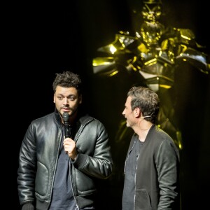 Exclusif - Kev Adams et Richard Orlinski - Spectacle de Richard Orlinski "Tête de Kong !" à l'Olympia à Paris le 17 juin 2019. © Cyril Moreau-Tiziano Da Silva/Bestimage