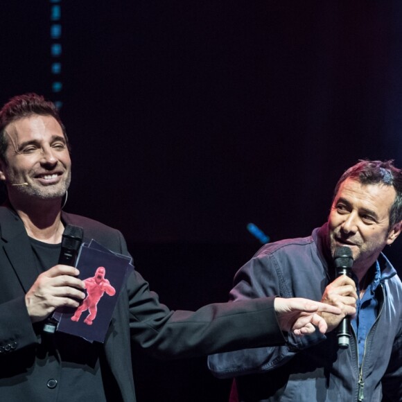Exclusif - Richard Orlinski et Bernard Montiel - Spectacle de Richard Orlinski "Tête de Kong !" à l'Olympia à Paris le 17 juin 2019. © Cyril Moreau-Tiziano Da Silva/Bestimage