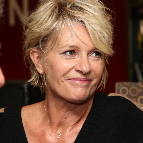 Sophie Davant - Lancement du livre de J-L Petitrenaud "Les quatre saisons d'Emile et Marcelle" au restaurant Lavinia à Paris le 5 novembre 2018. © Denis Guignebourg/Bestimage
