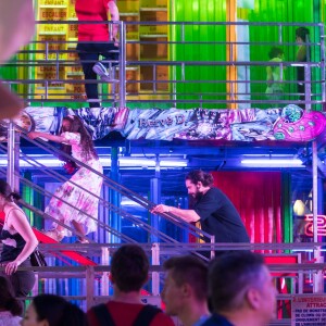 Heidi Klum, ses enfants Johan et Lou, son fiancé Tom Kaulitz et sa mère Erna passent la soirée à la fête foraine des Tuileries avec leur chien à Paris, le 23 juin 2019.