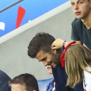 David Beckham avec sa fille Harper et sa mère Sandra Georgina West dans les tribunes lors du quart de finale de la Coupe du Monde Féminine de football opposant l'Angleterre à la Norvège au stade Océane au Havre, France, le 27 juin 2019. L'Angleterre a gagné 3-0. © Gwendoline Le Goff/Panoramic/Bestimage