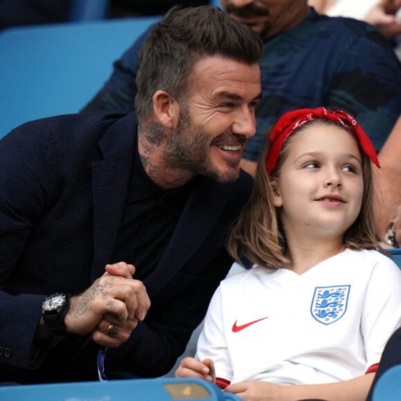 David Beckham et sa fille Harper lors du match de football de la coupe du monde féminine Norvège / Angleterre au Havre le 27 juin 2019