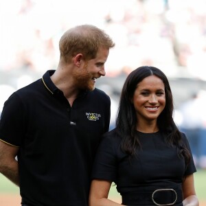 Le prince Harry, duc de Sussex, et Meghan Markle, duchesse de Sussex vont saluer les équipes de baseball "Boston Red Sox" et "New York Yankees" dans leurs vestiaires dans le cadre des Invictus Games 2019 au London Stadium. Londres, le 29 juin 2019.