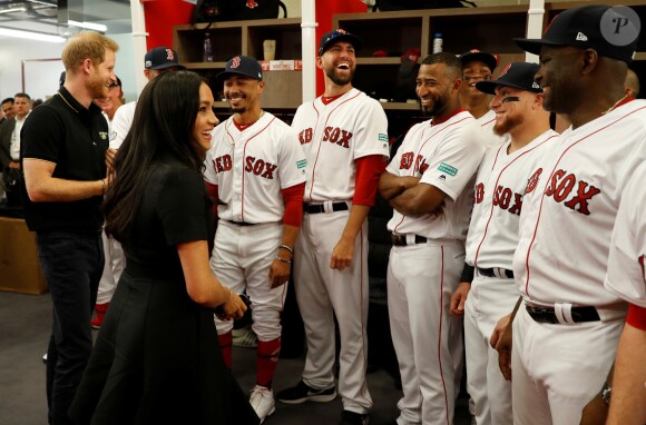 Le prince Harry, duc de Sussex, et Meghan Markle, duchesse de Sussex vont saluer les équipes de baseball "Boston Red Sox" et "New York Yankees" dans leurs vestiaires dans le cadre des Invictus Games 2019 au London Stadium. Londres, le 29 juin 2019.