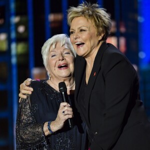 Exclusif - Line Renaud et Muriel Robin - Enregistrement de l'émission "Les 40 ans de Starmania" les stars chantent pour le Sidaction au Palais des Congrès à Paris, le 29 mars 2019. © Pierre Perusseau/Bestimage