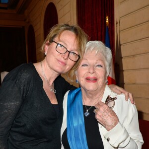 Exclusif - Claude Chirac et Line Renaud lors de l'élévation de L. Renaud au rang de grand-croix de l'ordre national du Mérite, au Palais de l'Elysée à Paris, le 23 mars 2017. © Guirec Coadic/Bestimage