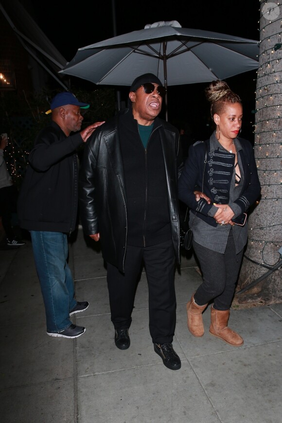 Stevie Wonder et sa femme Tomeeka Bracy lors d'un dîner au restaurant Mr. Chow à Beverly Hills, le 16 avril 2019