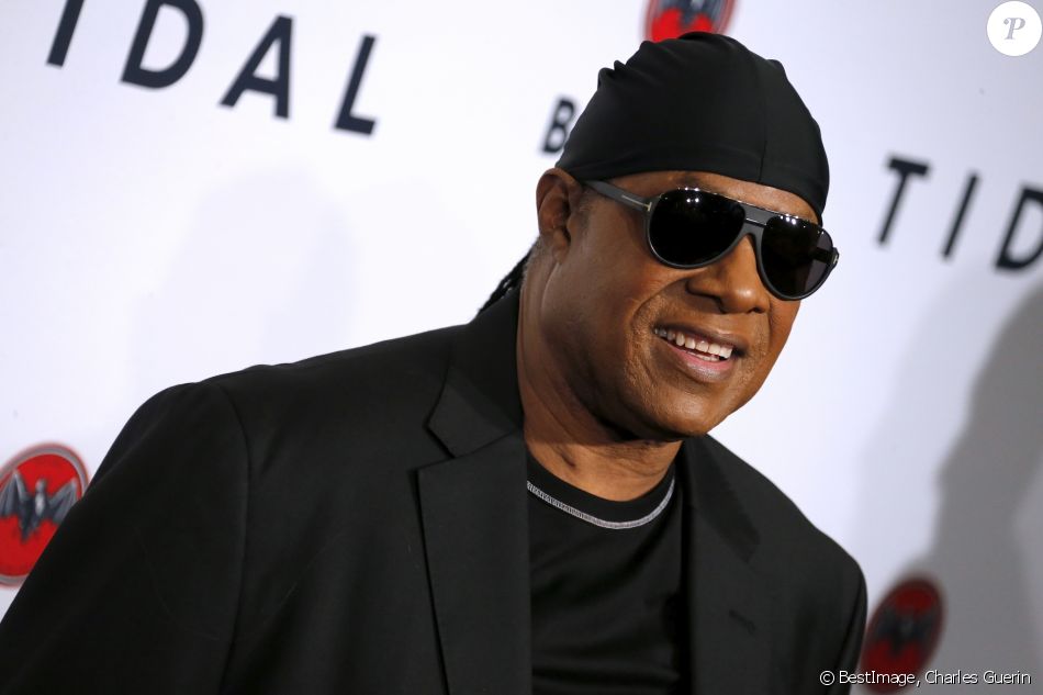 Stevie Wonder subira une greffe de rein à l'automne Stevie Wonder subira une greffe de rein à l'automne