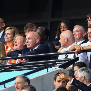 Le roi Willem Alexander des Pays Bas / Michael van Praag (Arbitre de football) / Gianni Infantino (President FIFA) / Emmanuel Macron - Finale de la coupe du monde féminine de football, USA vs Pays Bas à Lyon le 7 juillet 2019. Les Etats-Unis ont remporté la finale sur le score de 2 à 0. © Gwendoline Le Goff/Panoramic/Bestimage