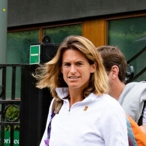 Exclusif - Amélie Mauresmo et Lucas Pouille à la sortie de leur entrainement lors du tournoi de tennis de Wimbledon à Londres. Le 26 juin 2019