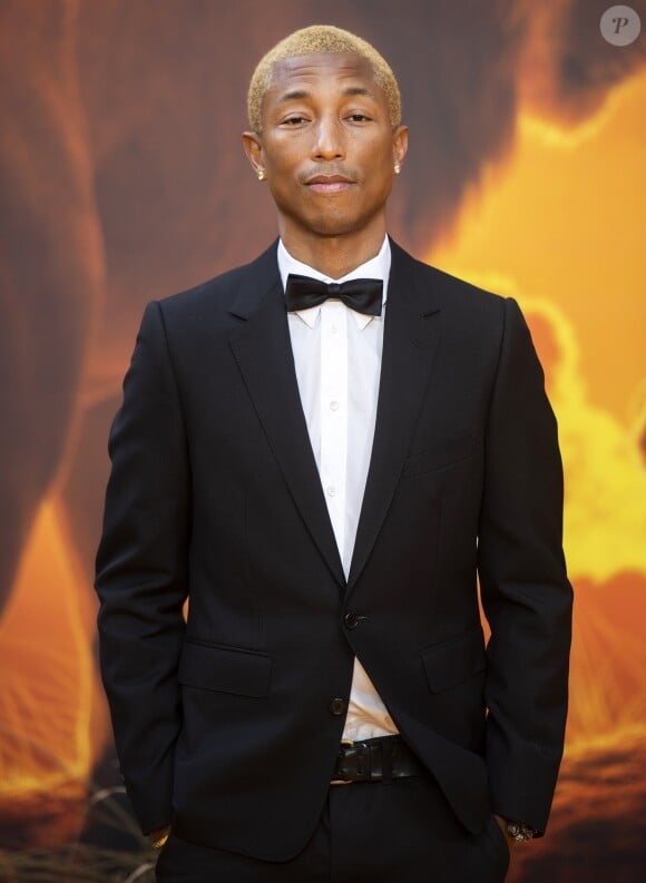 Pharrell Williams à la première du film "Le Roi Lion" au cinéma Odeon Luxe Leicester Square à Londres, le 14 juillet 2019.