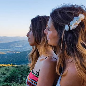 Laury Thilleman fait une belle déclaration à sa soeur Julie pour ses 18 ans, le 17 juillet 2019, sur Instagram