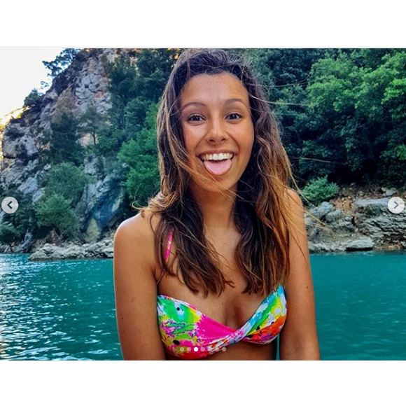Laury Thilleman fait une belle déclaration à sa soeur Julie pour ses 18 ans, le 17 juillet 2019, sur Instagram