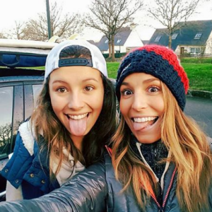 Laury Thilleman fait une belle déclaration à sa soeur Julie pour ses 18 ans, le 17 juillet 2019, sur Instagram