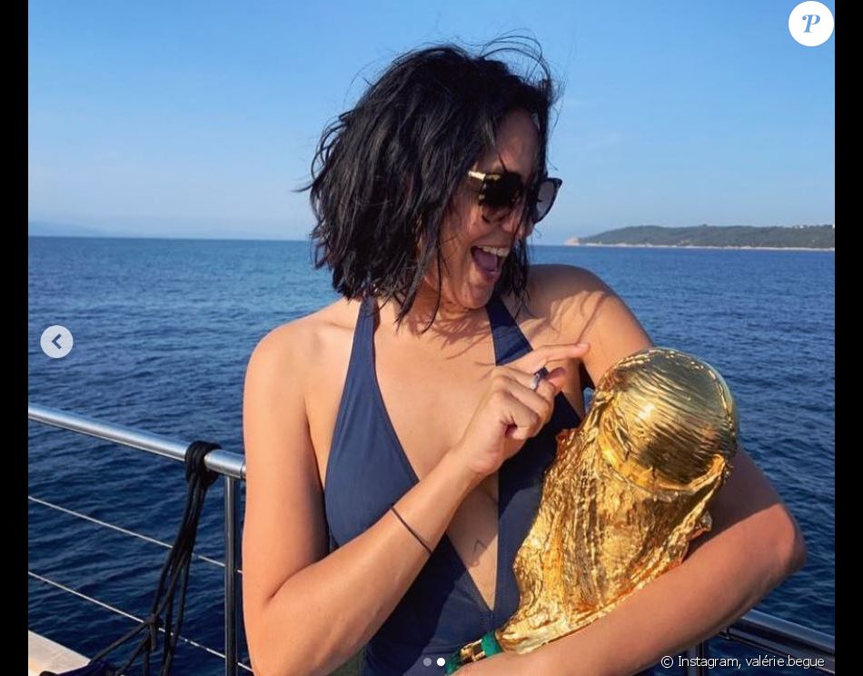Valerie Begue En Vacances A Saint Tropez Celebre Le Premier Anniversaire De La Coupe Du Monde Instagram Le Juillet 19 Purepeople