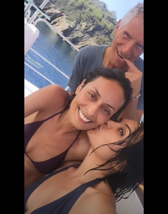 Valérie Bègue en vacances à Saint-Tropez avec Nagui et Leïla Kaddour. Instagram, le 20 juillet 2019.