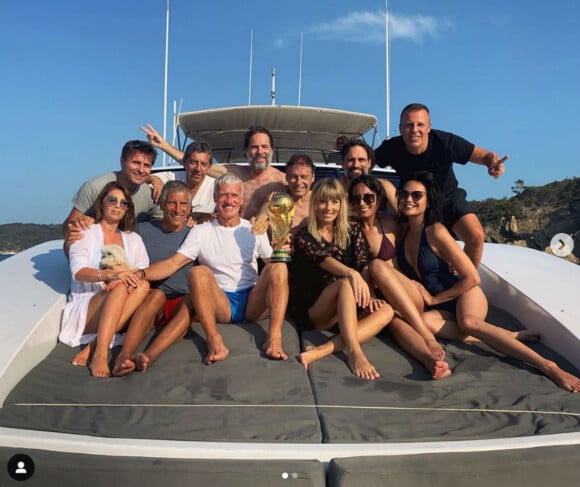 Didier Deschamps en vacances à Saint-Tropez célèbre le premier anniversaire de la Coupe du monde 2018 avec ses amis VIP dont Valérie Bègue, Nagui, Mélanie Page, Jean-Roch, Fabrice Santoro, Leïla Kaddour... Instagram, le 20 juillet 2019.