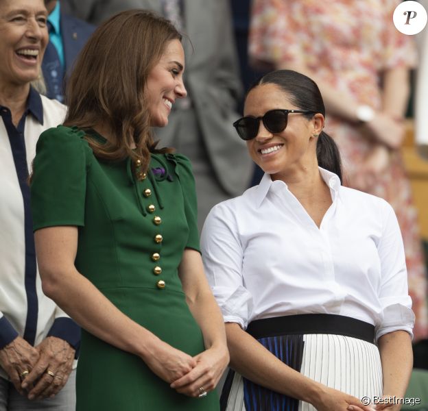 Catherine (Kate) Middleton, duchesse de Cambridge, Meghan Markle, duchesse de Sussex, et Pippa Middleton dans les tribunes lors de la finale femme de Wimbledon "Serena Williams - Simona Halep (2/6 - 2/6) à Londres, le 13 juillet 2019.