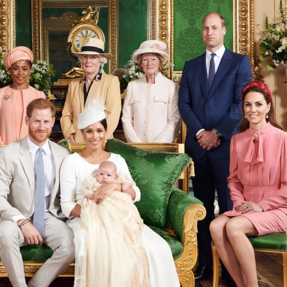 La mère de Meghan Doria Raglan, Camilla Parker Bowles, duchesse de Cornouailles, le prince Charles, prince de Galles, le prince William, duc de Cambridge, et Catherine (Kate) Middleton, duchesse de Cambridge, lady Jane Fellowes, lady Sarah McCorquodale - Le prince Harry et Meghan Markle, duc et duchesse de Sussex, photos du baptème de leur fils Archie Harrison Mountbatten-Windsor. Windsor, le 6 juillet 2019. ©Chris Allerton via Bestimage