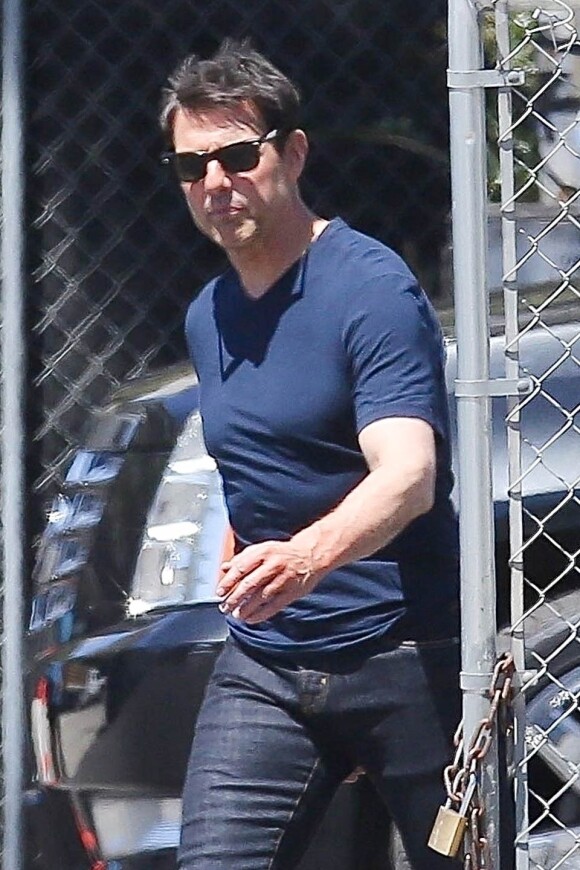 Exclusif - Tom Cruise a été aperçu sur le tournage de 'Top Gun 2' à Los Angeles. Il y a peu de temps, Justin Bieber a défié l'acteur sur les réseaux sociaux : Il voulait montrer ses compétences sur le ring de boxe. Malheureusement, il semblerait pour Justin que Tom soit complétement indifférent. Une manière pour l'acteur de rester occupé, le 3 juillet 2019.