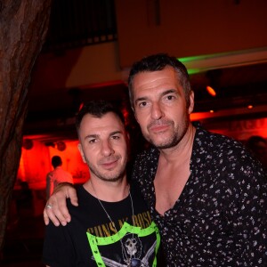 Exclusif - Michaël Youn et Arnaud Ducret au VIP Room à Saint-Tropez le 1er août 2019. © Rachid Bellak/Bestimage