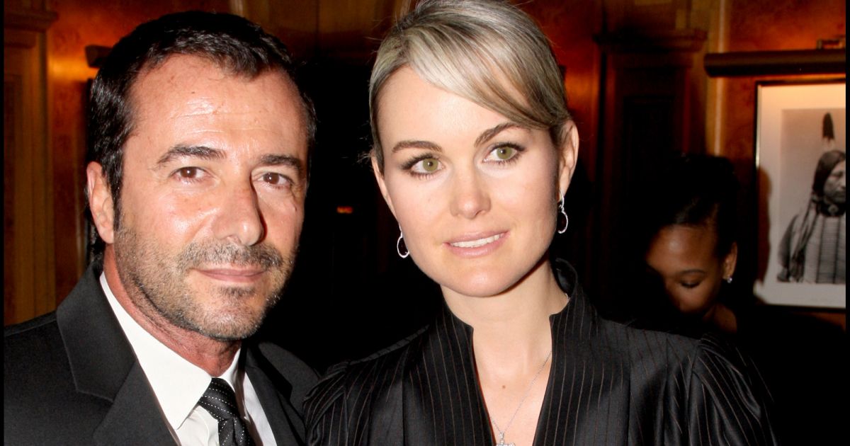 Qui Est La Compagne De Bernard Montiel Bernard Montiel et Laeticia Hallyday lors d'une vente aux enchères au