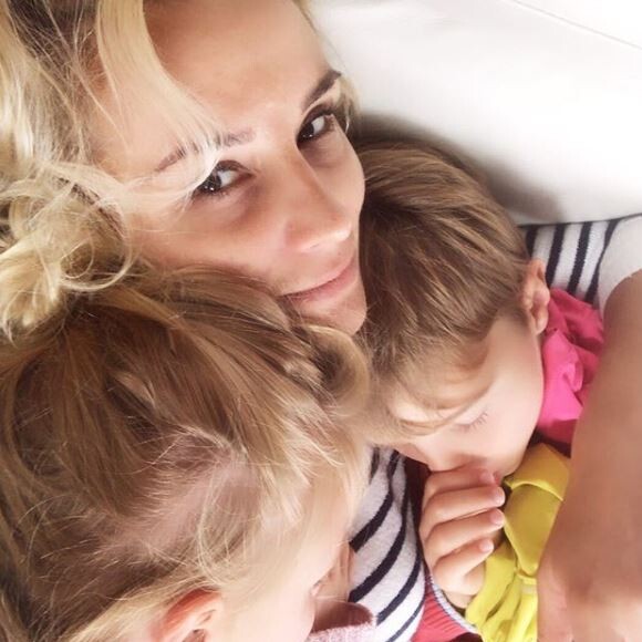 Elodie Gossuin fête l'anniversaire de ses jumeaux Leonard et Joséphine 6 ans (août 2019).