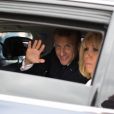 Emmanuel Macron, président de la République Française, et la Première dame Brigitte Macron vont saluer la foule à la fin du 139ème défilé militaire du 14 juillet, jour de Fête Nationale, sur les Champs-Elysées. Paris, le 14 juillet 2019.
