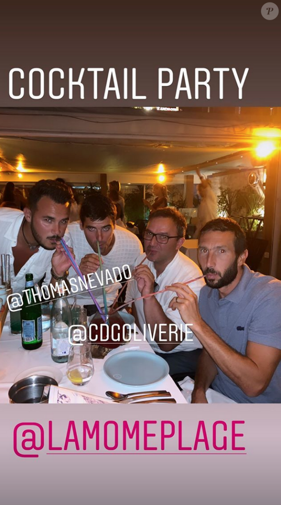 Karine Ferri et son mari Yohann Gourcuff passent de belles vacances à Cannes. Août 2019.