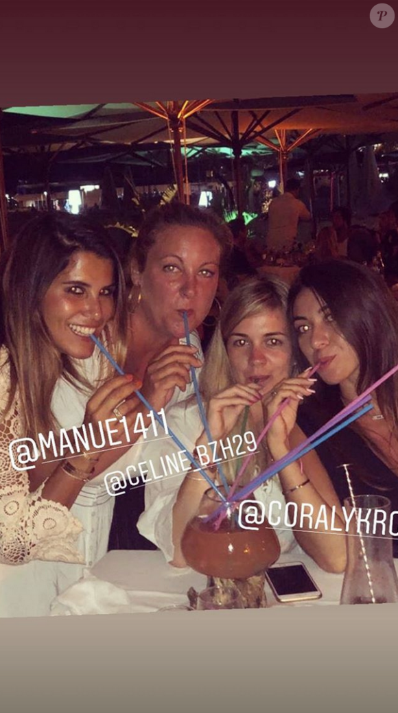 Karine Ferri et son mari Yohann Gourcuff passent de belles vacances à Cannes. Août 2019.