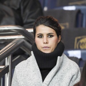 Karine Ferri encourage son compagnon Yoann Gourcuff lors du match PSG-Rennes au Parc des Princes à Paris le 6 novembre 2016. (victoire 4-0 du Psg) © Pierre Perusseau/Bestimage