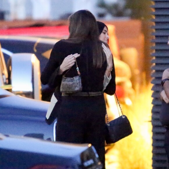 Exclusif - Kendall Jenner est allée diner avec son père Caitlyn Jenner au restaurant Nobu à Malibu, Los Angeles, le 8 août 2019.