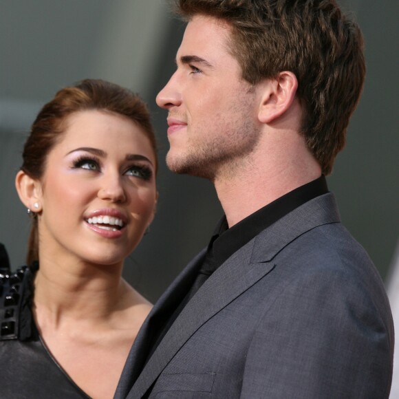 Miley Cyrus et Liam Hemsworth, le 25 mars 2010. Hollywood