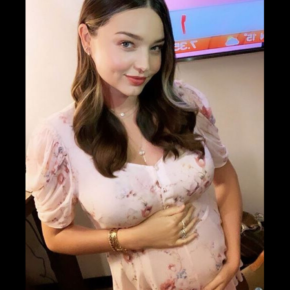 Miranda Kerr, enceinte de son troisième enfant. Juin 2019.