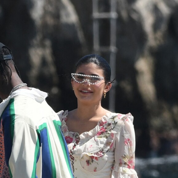 Kylie Jenner, Travis Scott et leur fille Stormi arrivent à l'Hôtel du Cap-Eden-Roc à Antibes. Le 14 août 2019.