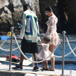 Kylie Jenner, Travis Scott et leur fille Stormi arrivent à l'Hôtel du Cap-Eden-Roc à Antibes. Le 14 août 2019.