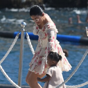 Kylie Jenner, Travis Scott et leur fille Stormi arrivent à l'Hôtel du Cap-Eden-Roc à Antibes. Le 14 août 2019.