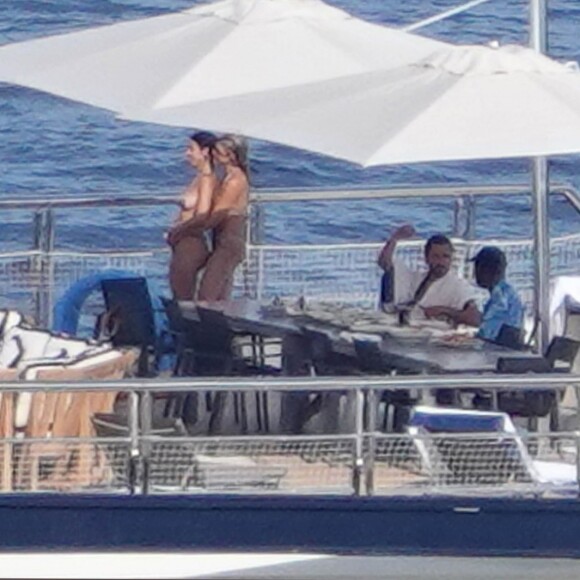 Exclusif - Le clan Jenner en vacances sur le yacht Tranquility à Portofino en Italie, le 13 août 2019.