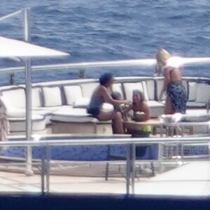Exclusif - Le clan Jenner en vacances sur le yacht Tranquility à Portofino en Italie, le 13 août 2019.