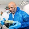 Mike Tyson s'est lancé dans la production de cannabis et a créé la ferme Tyson Ranch. Juin 2019.