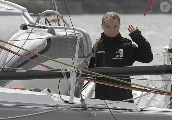 Greta Thunberg embarque sur le voilier de course zéro carbone Malizia II à Plymouth skippé par P.Casiraghi et B.Hermann en direction des Etats Unis le 14 août 2019.