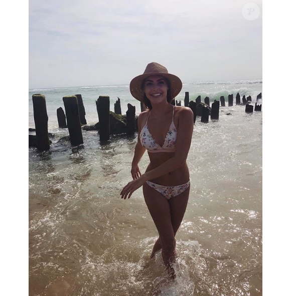 Candice Pascal sublime en bikini, le 13 août 2019, sur Instagram